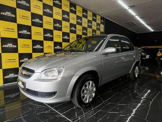 CHEVROLET CLASSIC 1.0 MPFI ADVANTAGE 8V FLEX 4P MANUAL